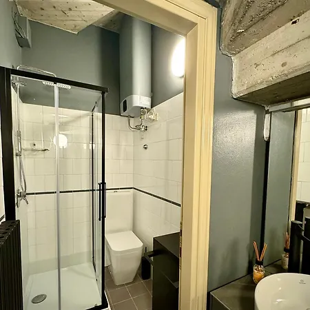 Dimora Legnazzi_a Gem In The Heart Of Apartment Brescia